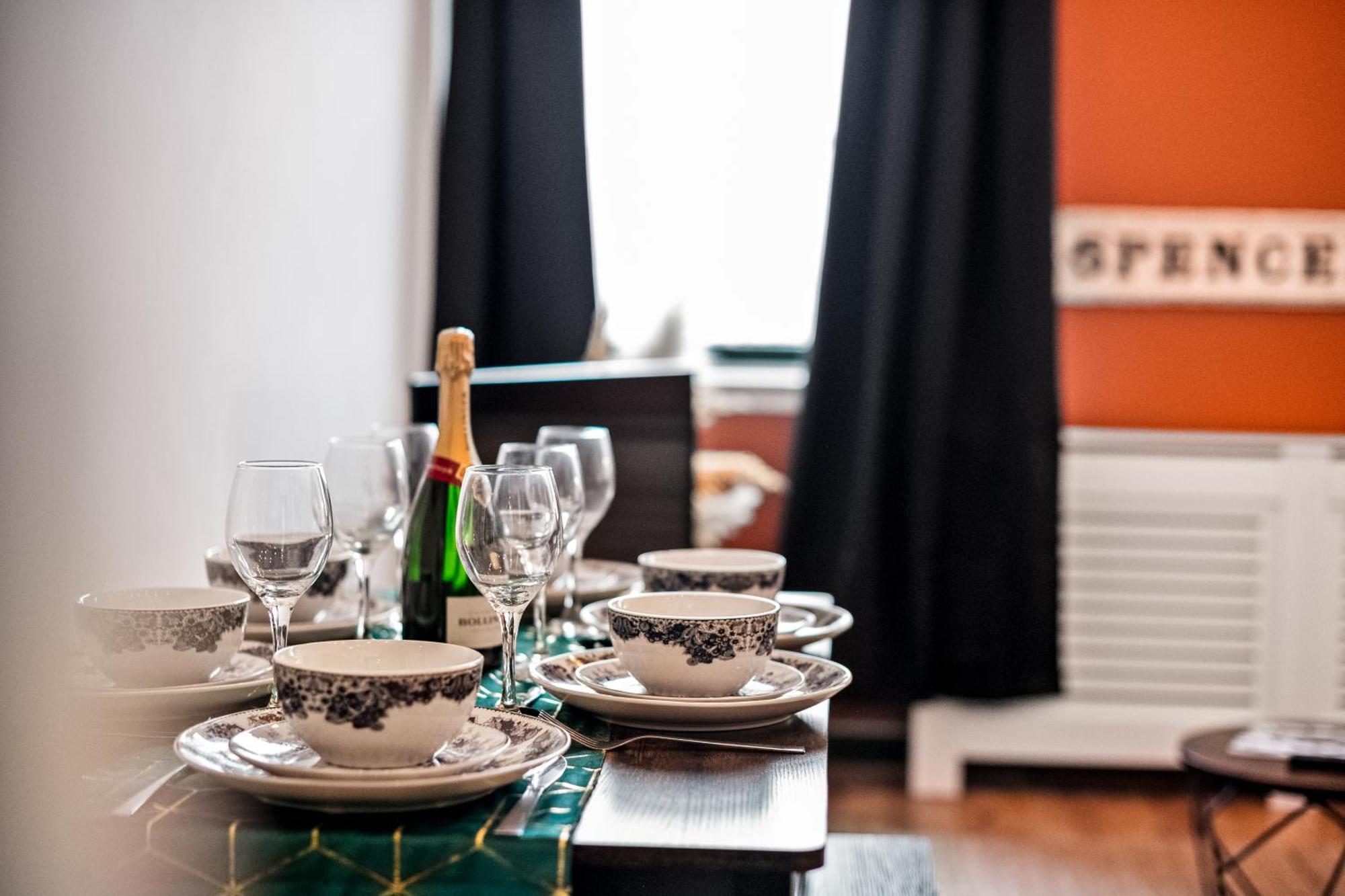 Spacious Birmingham City Apartment 外观 照片